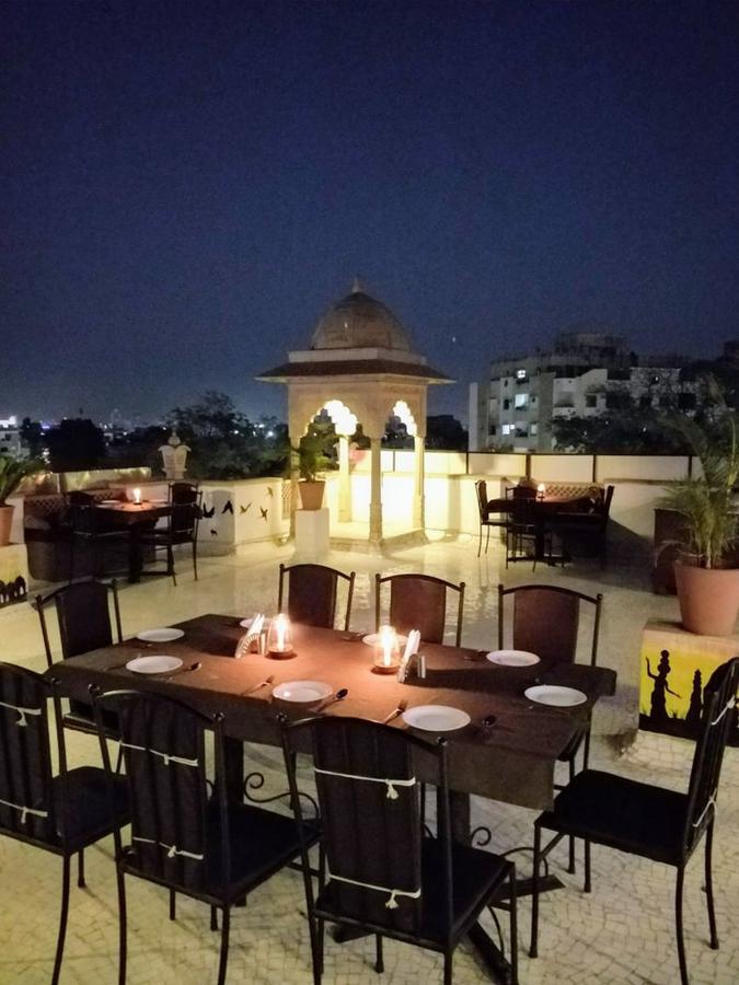 Hotel Castle Inn Udaipur Exterior photo